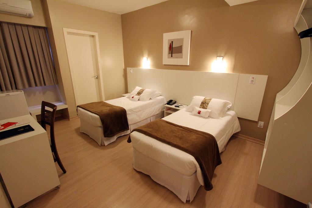 Hotel Curi Executive Пелотас Номер фото